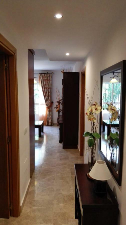 Apartamento En La Carihuela Torremolinos Ngoại thất bức ảnh